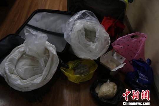 四川破获特大制造贩卖毒品案 查获毒品14.63公斤