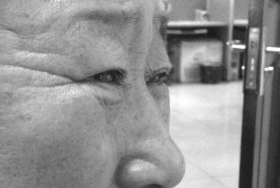 儿子沉迷毒品 58岁母亲被打不敢回家 含泪报警