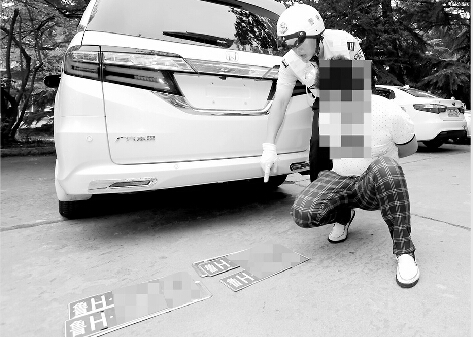 济南查获今年首例“毒驾”案 男子后备厢藏1克冰毒