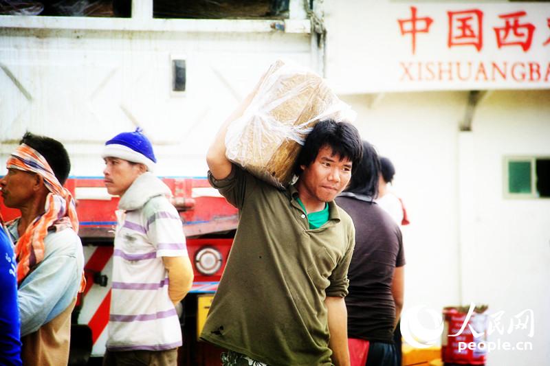 枪声之后：昔日贩毒&ldquo;金三角&rdquo;如今成黄金通道【10】