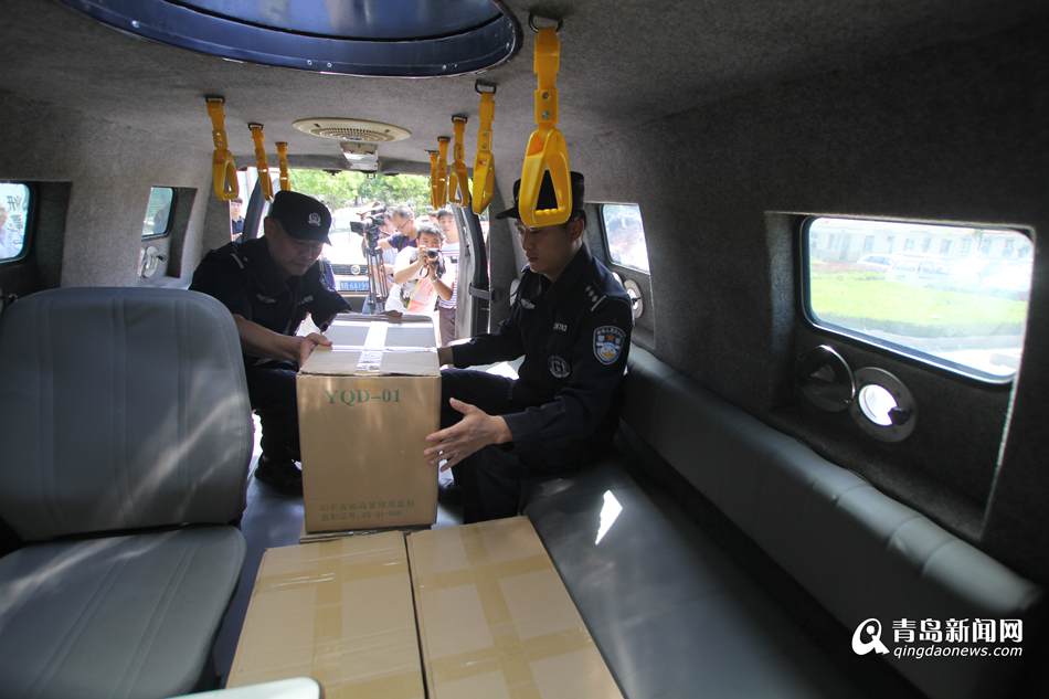 高清:青岛集中销毁80公斤毒品 案值4000万元