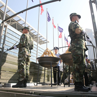 举行销毁毒品大会