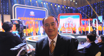 莫关耀谈青少年禁毒教育