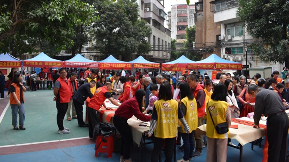 广东江门：社区迎春禁毒先行