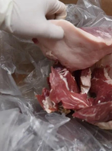 猪肉藏毒瞒不住！贵州毕节警方缴毒1.4公斤