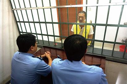 青岛：跟踪三月揪出25岁“小公主”毒贩