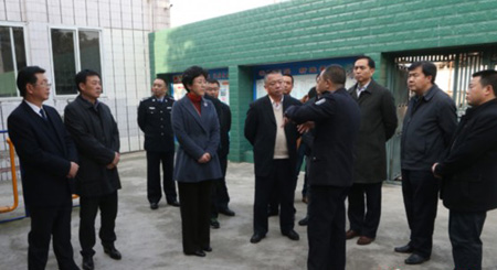 刘跃进率公安部督导组到眉山督导禁毒工作