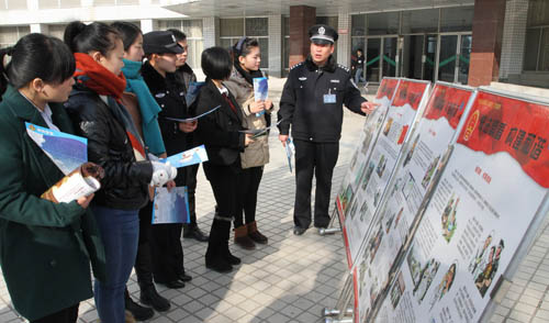 商丘市公安局平原分局禁毒宣传进校园