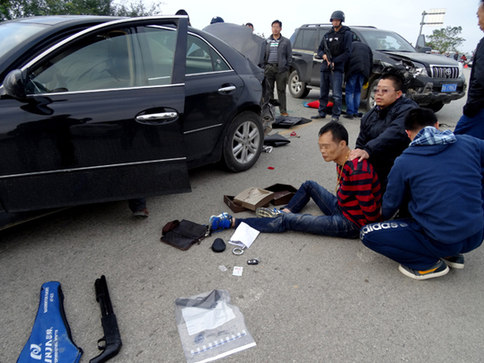 茂名警方跨省缉捕贩毒团伙6嫌犯落网