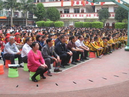 广西南宁市西乡塘区组织开展禁毒宣传讲堂进校园活动